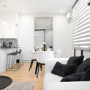  Appartement Chic 1-bedroom Retreat In Montreal's Vibrant Plateau Mont-royal Area - 3